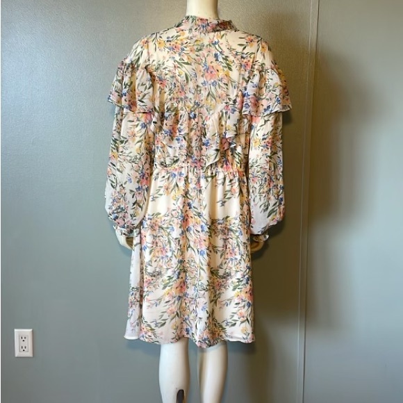 Eloquii floral long sleeves dress , size 18 - Picture 4 of 12